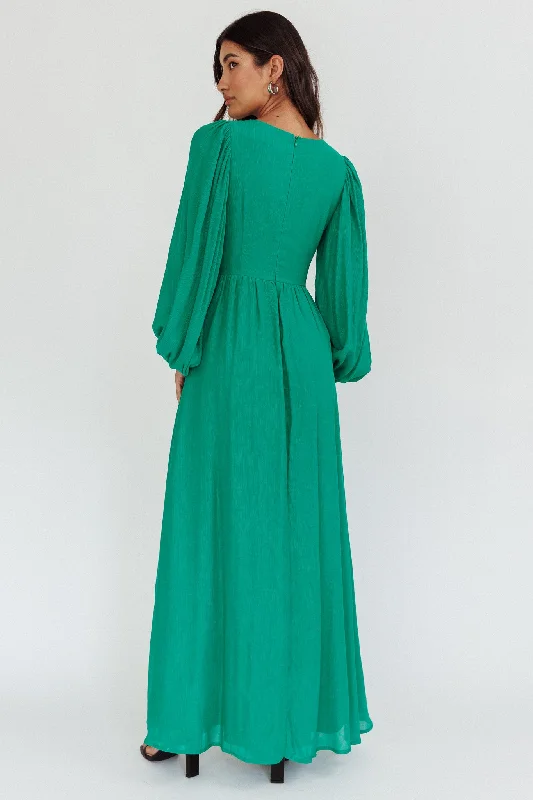 Jessalynn Cut-Out Long Sleeve Maxi Dress Green