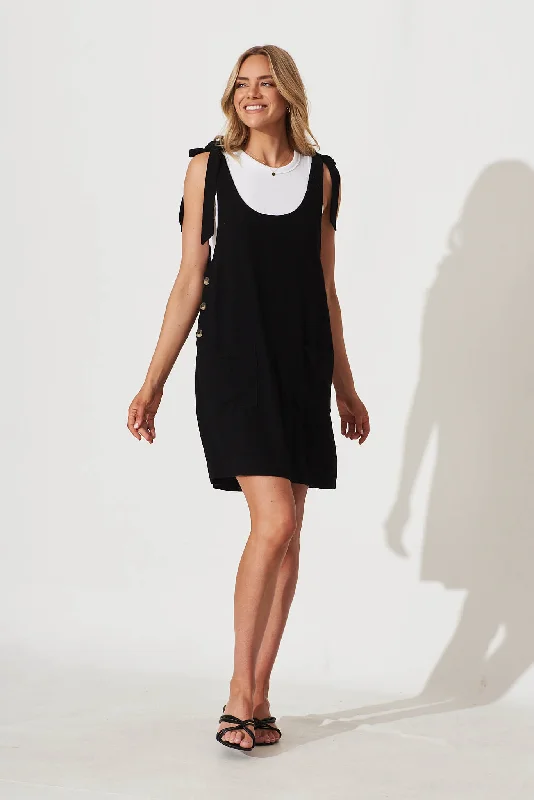 Yana Dress In Black Linen Blend