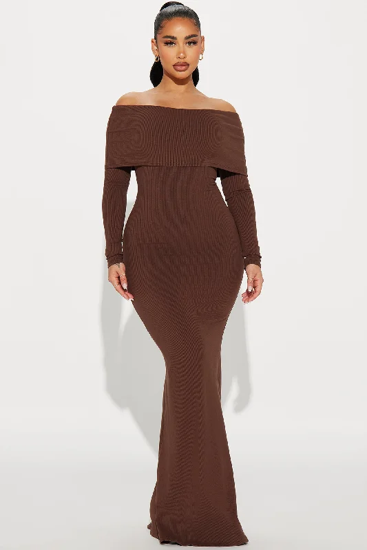 Nayeli Snatched Maxi Dress - Chocolate