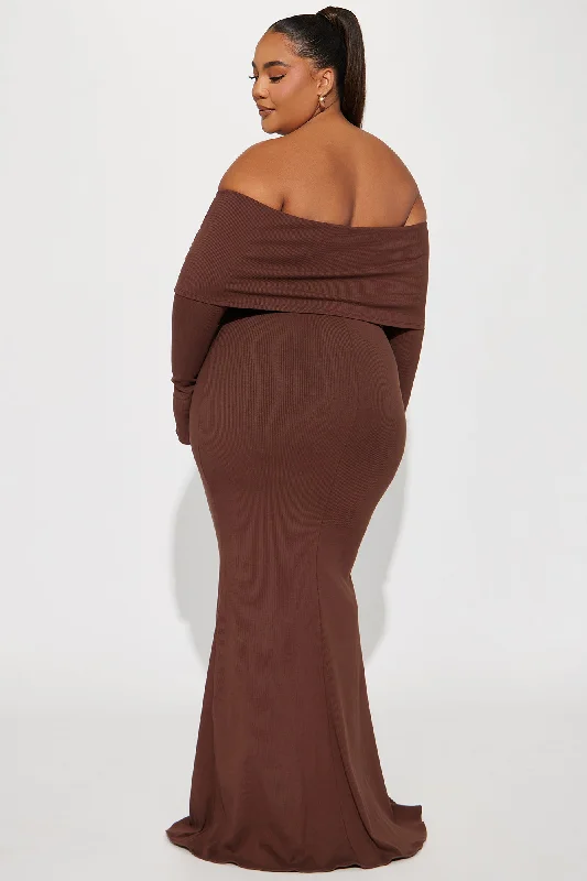 Nayeli Snatched Maxi Dress - Chocolate