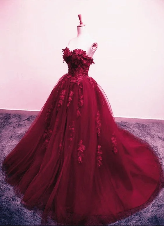 Burgundy Floral Lace Sweetheart Tulle Ball Gown Wedding Dresses