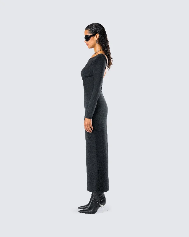 Izel Black Backless Maxi Dress