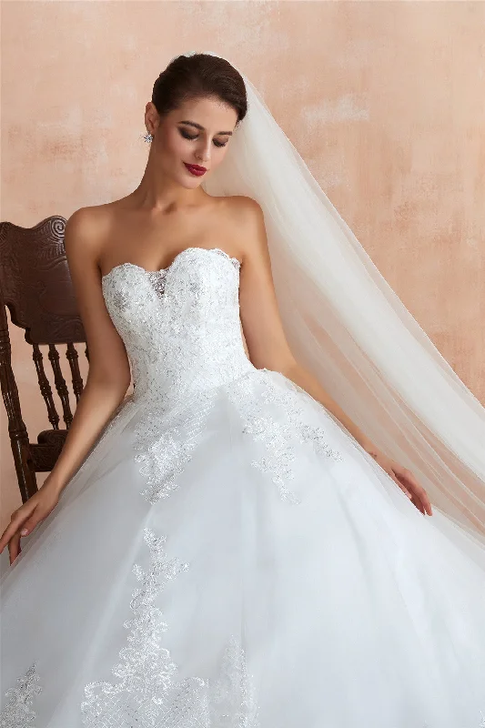 Long Sweetheart Ball Gown White Wedding Dress with Lace