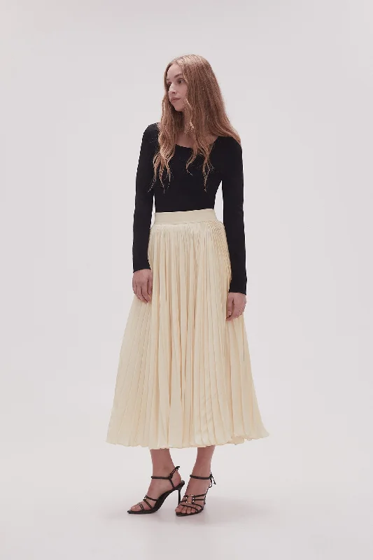 Wondrous Pleated Satin Skirt