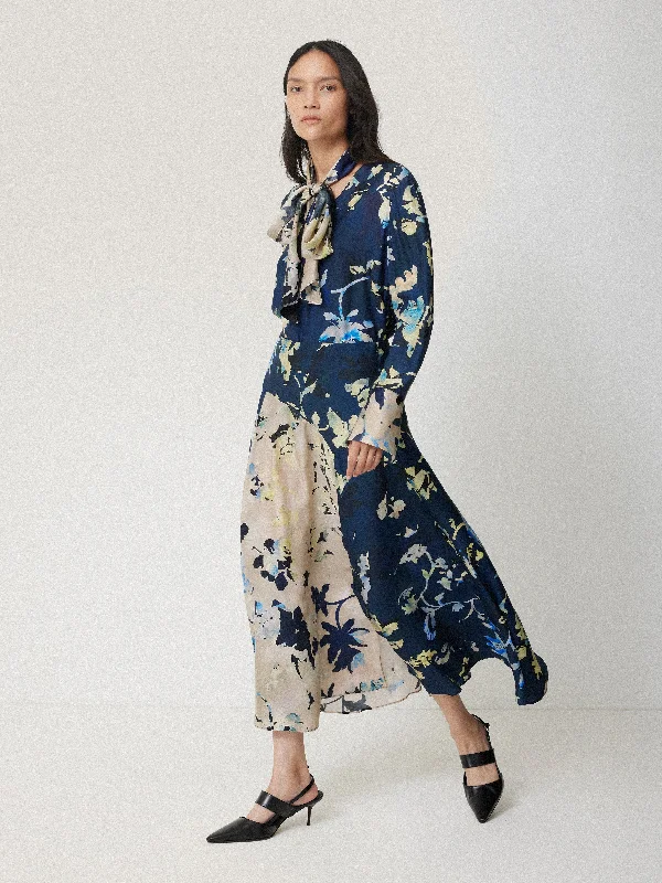 Hidden Floral Silk Blend Skirt | Navy